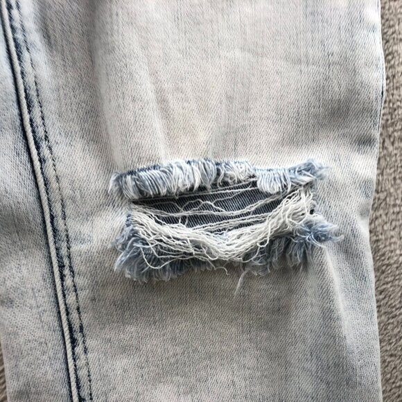 Risen  Womens Jeans Size 24 Measured Distressed Light Wash Jeans Frayed Hem - Picture 9 of 15